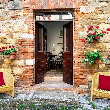 Guesthost - La Badia Apartman *